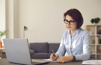 what should be included in a webinar agenda