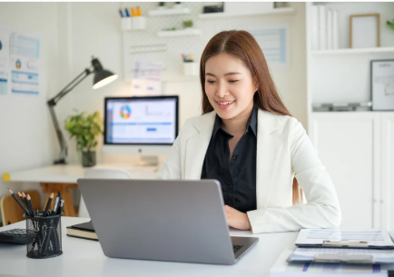 key features to consider when choosing an automated webinar platform