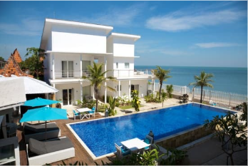 luxurious villas